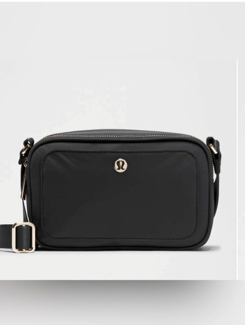 Lululemon Crossbody Camera Bag 2L *Gently Worn* - Black / Silver